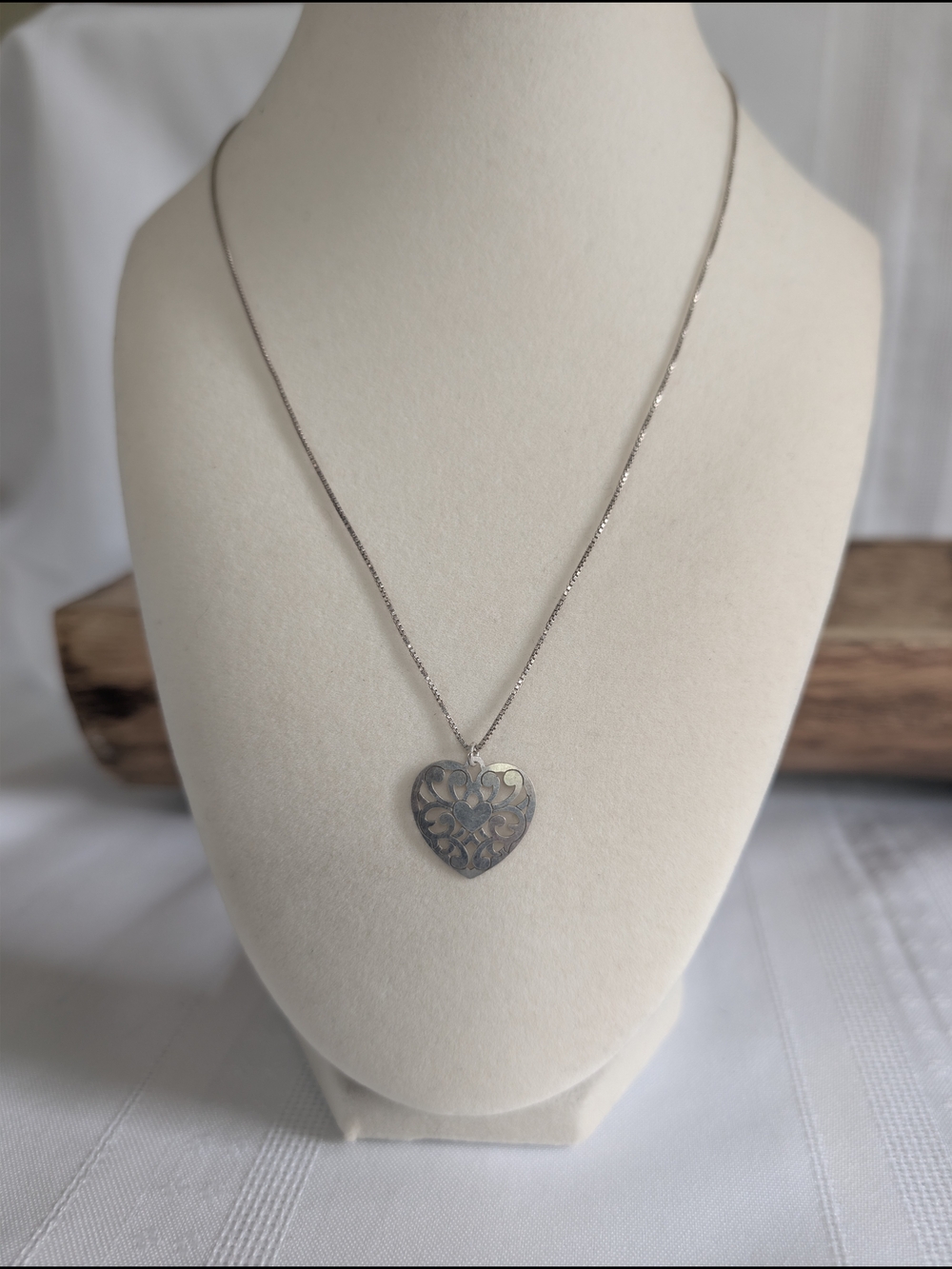Sterling Silver Heart Cutout Filigree Pendant Necklace